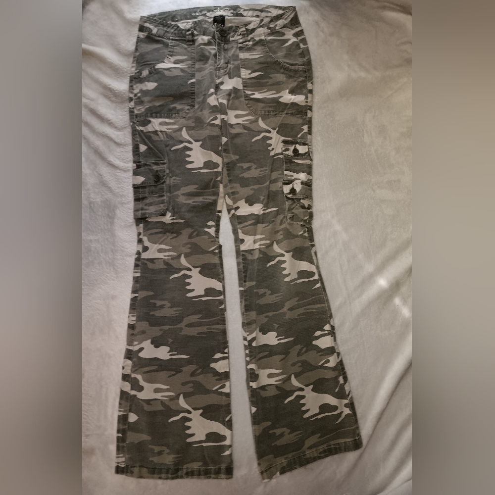 Arizona Jean Co, Women Vtg Cargo Camo Pants, Size 5